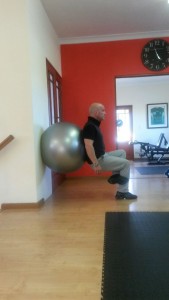 One-Legged Wall Squat-02