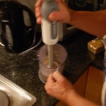 4.	Separate the liver from the onion and blend the onion into a paste;