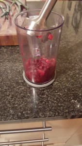 4.	Blend the beetroot into a thick paste;