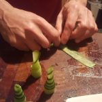 3.1.    Roll the cucumber at a slight angle and then level the rolling out